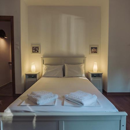 Squirrel Beach Front Villa, Metamorfosi Extérieur photo