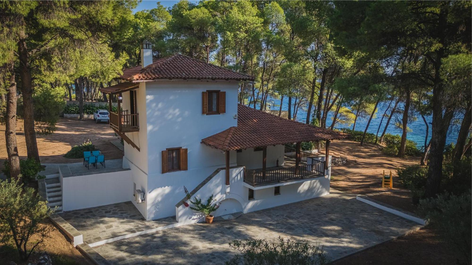 Squirrel Beach Front Villa, Metamorfosi Extérieur photo