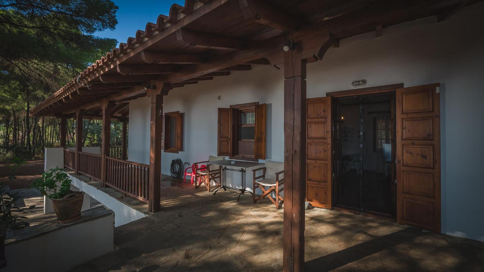 Squirrel Beach Front Villa, Metamorfosi Extérieur photo