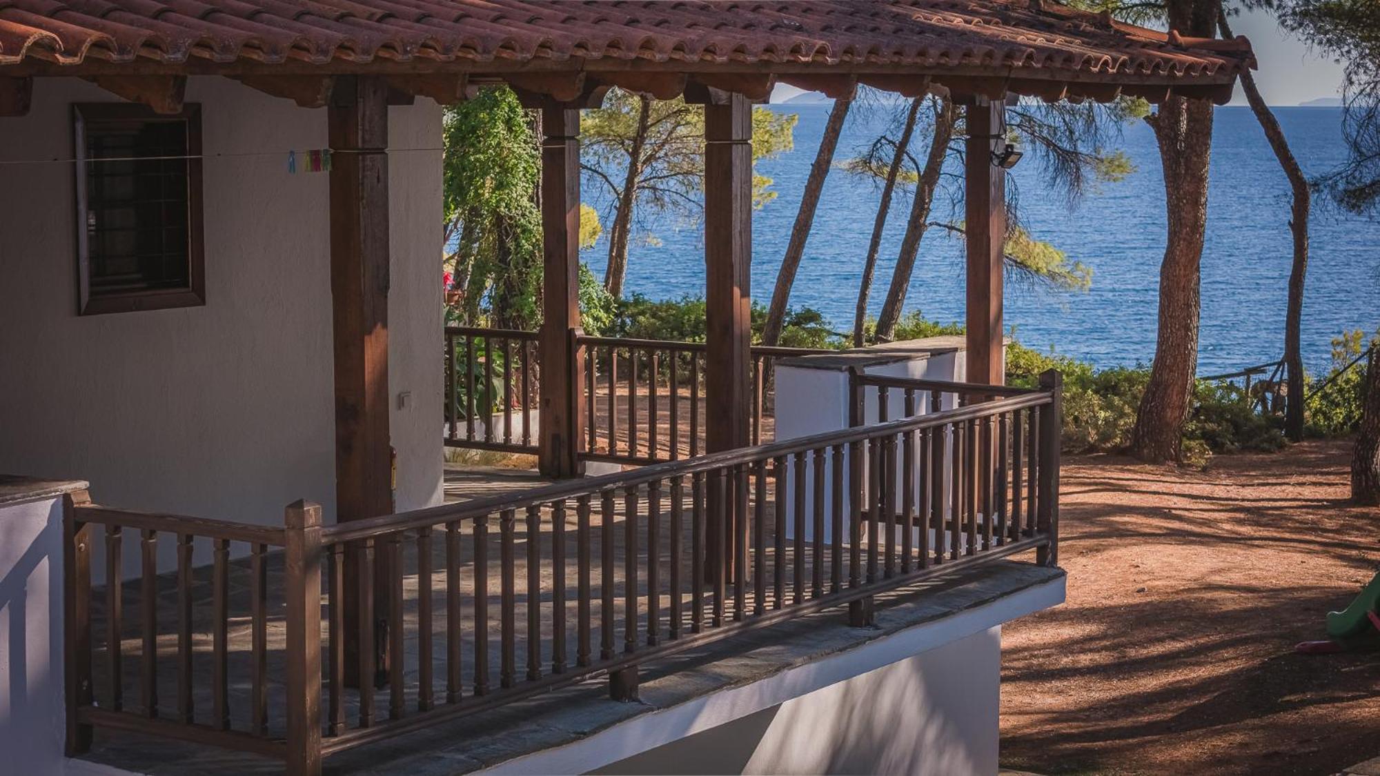 Squirrel Beach Front Villa, Metamorfosi Extérieur photo