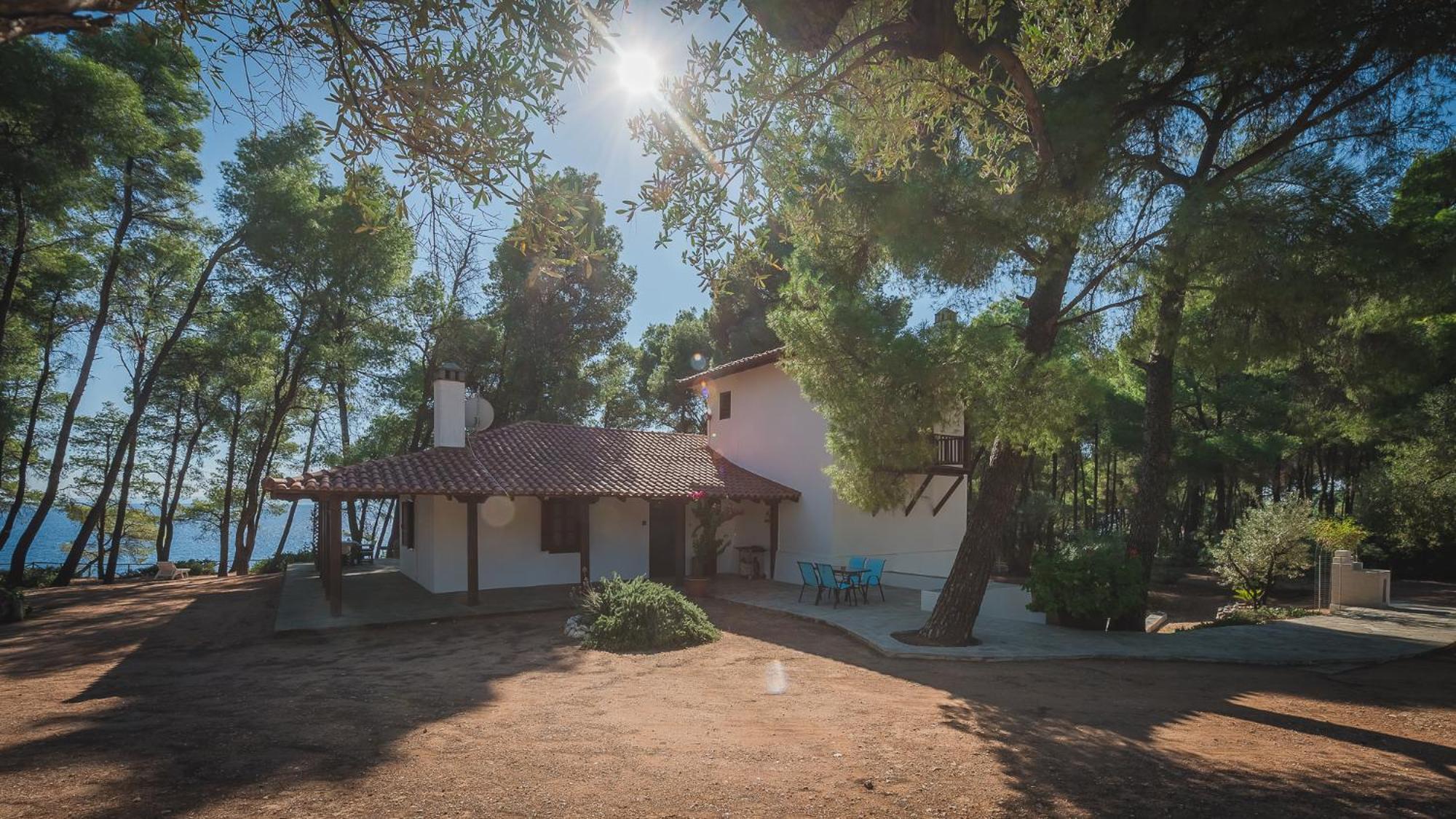 Squirrel Beach Front Villa, Metamorfosi Extérieur photo