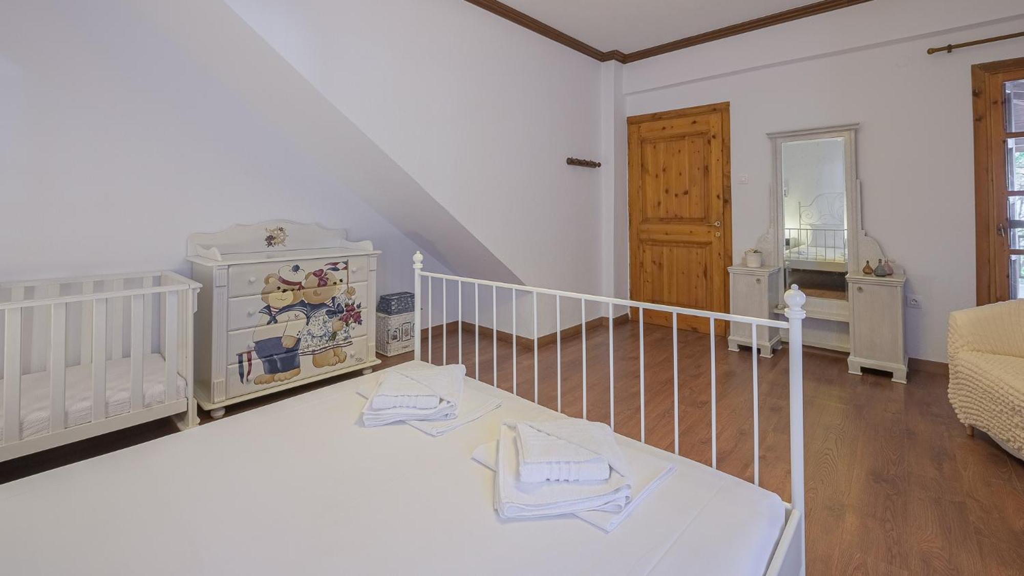 Squirrel Beach Front Villa, Metamorfosi Extérieur photo