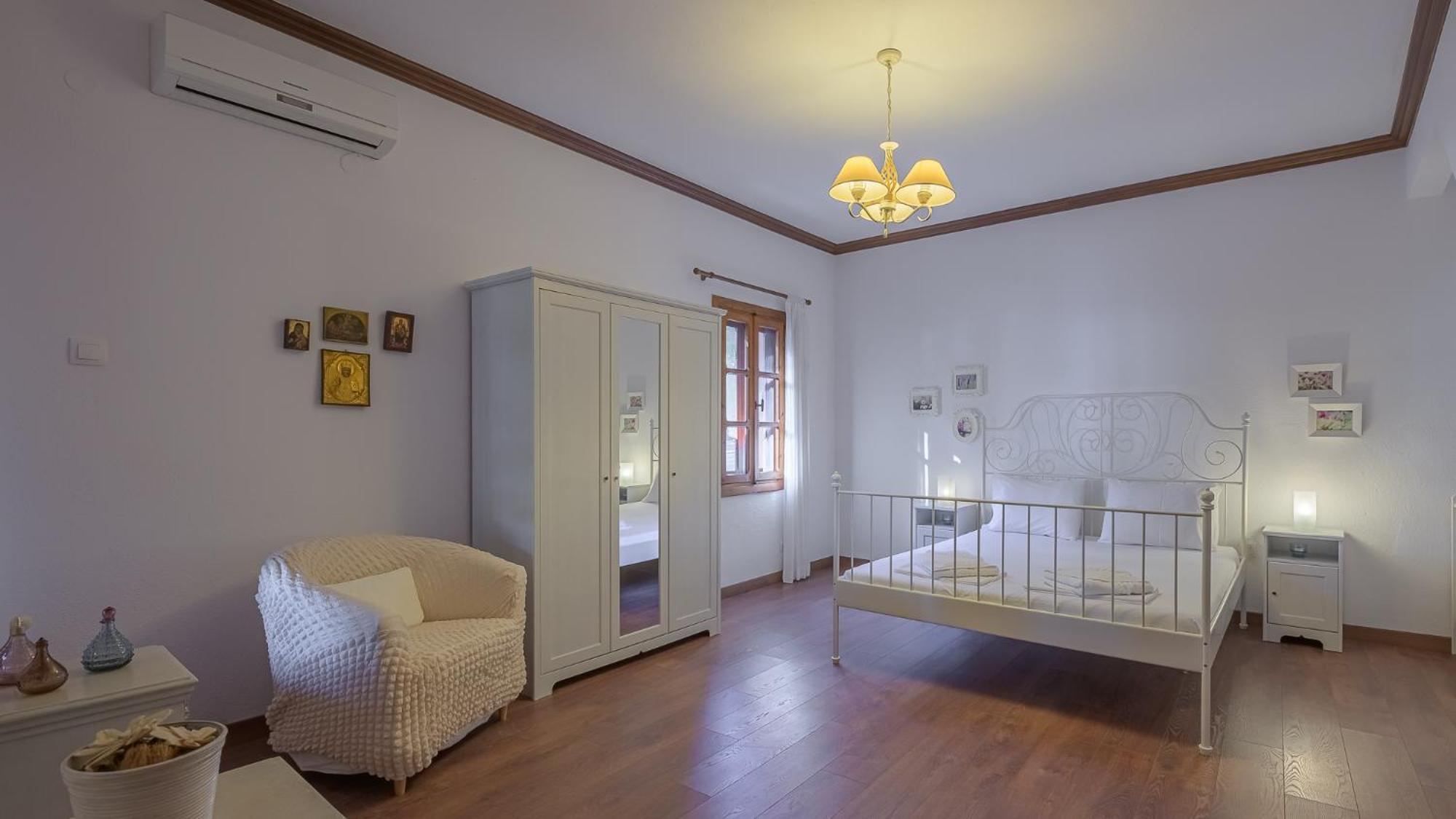 Squirrel Beach Front Villa, Metamorfosi Extérieur photo